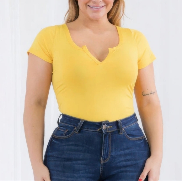 Split Charm Casual Curve Bodysuit - Lemon - Picture 6 of 8